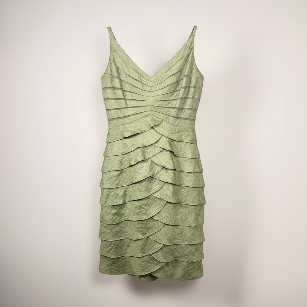 Adrianna Papell Occasions Sage Green Metallic Tiered Ruffle Dress Size 6Vintage